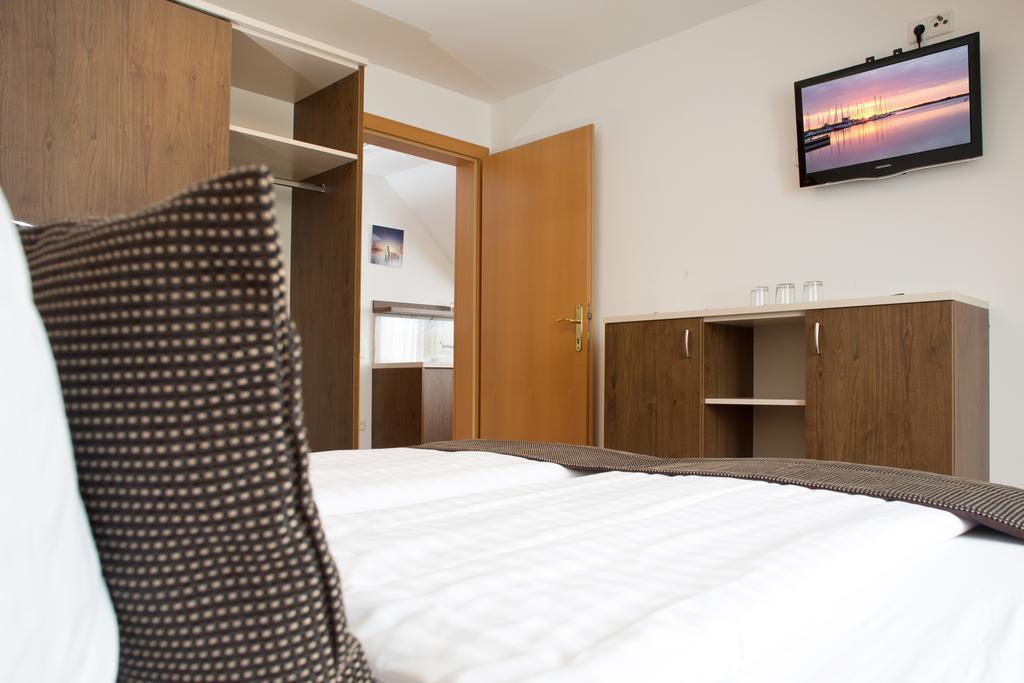 Hotel Am See Руст Екстер'єр фото