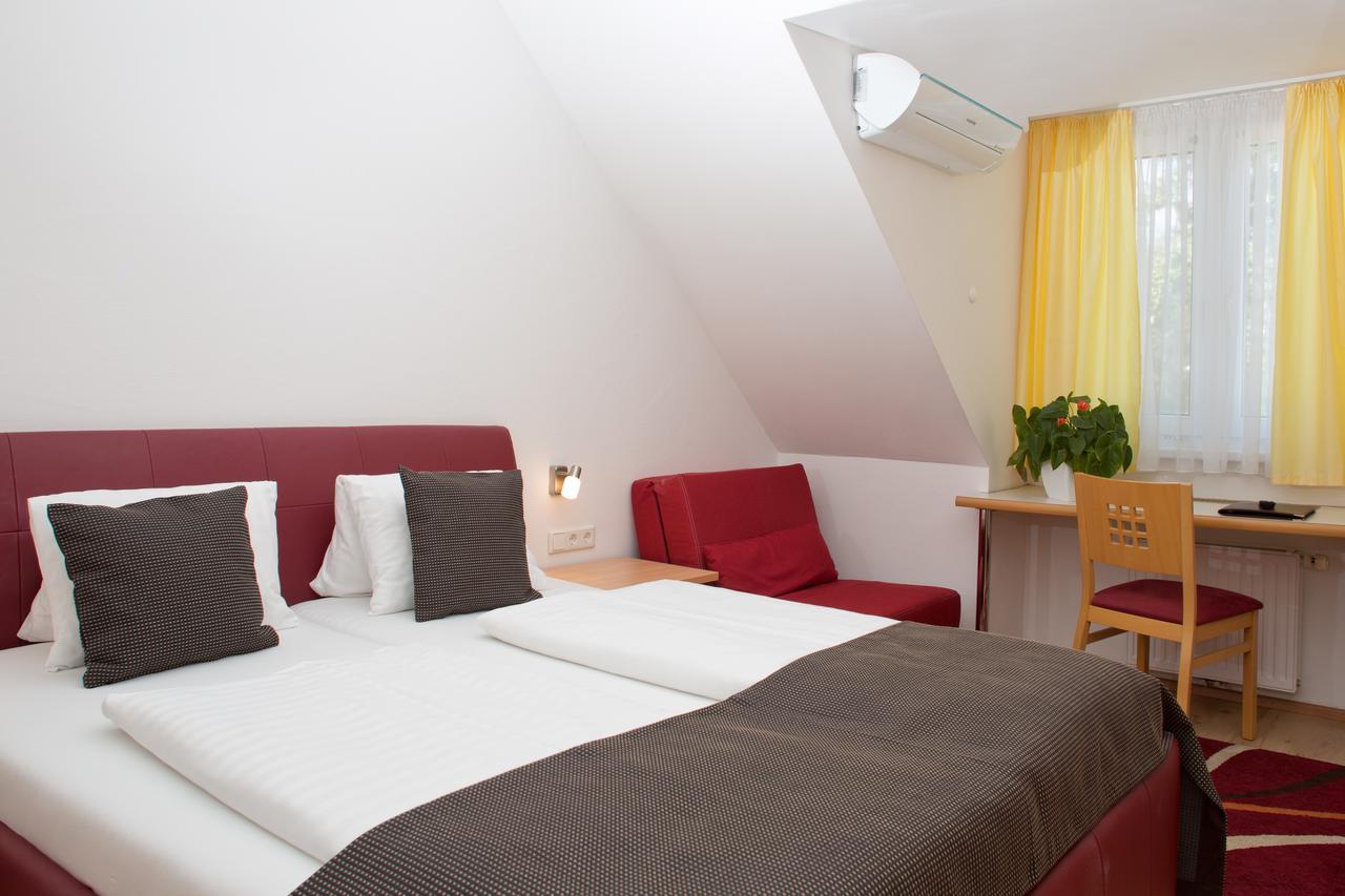 Hotel Am See Руст Екстер'єр фото