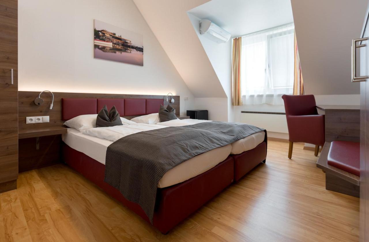 Hotel Am See Руст Екстер'єр фото