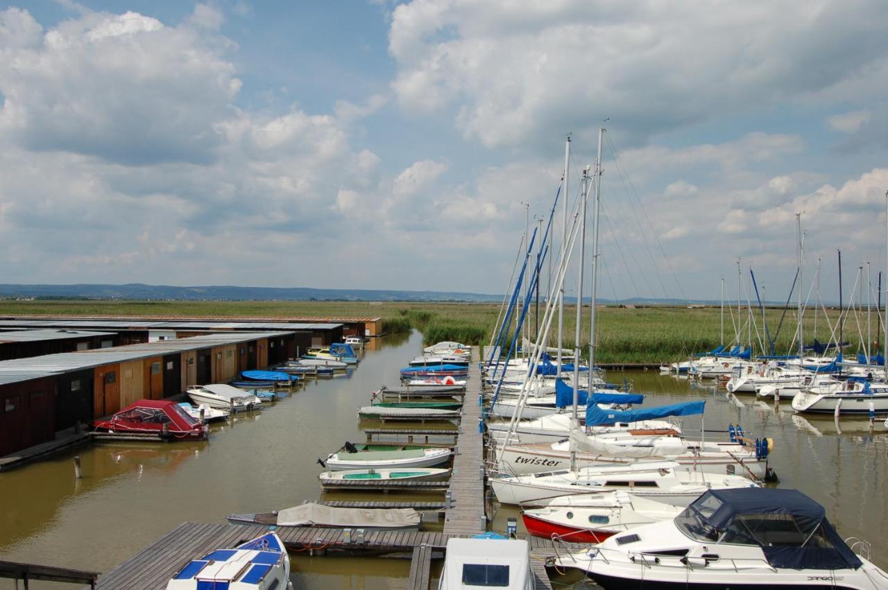 Hotel Am See Руст Екстер'єр фото
